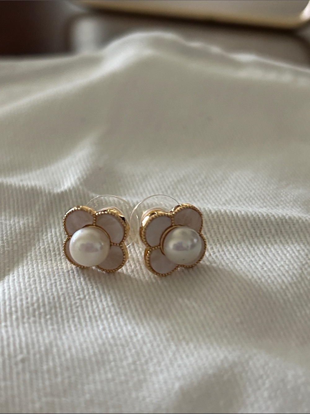 Delicate Pearl Flower Stud Earrings - Gold & White